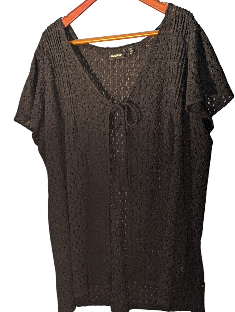 Avenue Black Eyelet Tie-Neck Short Sleeve Tunic Top Women's Plus Size 30/32